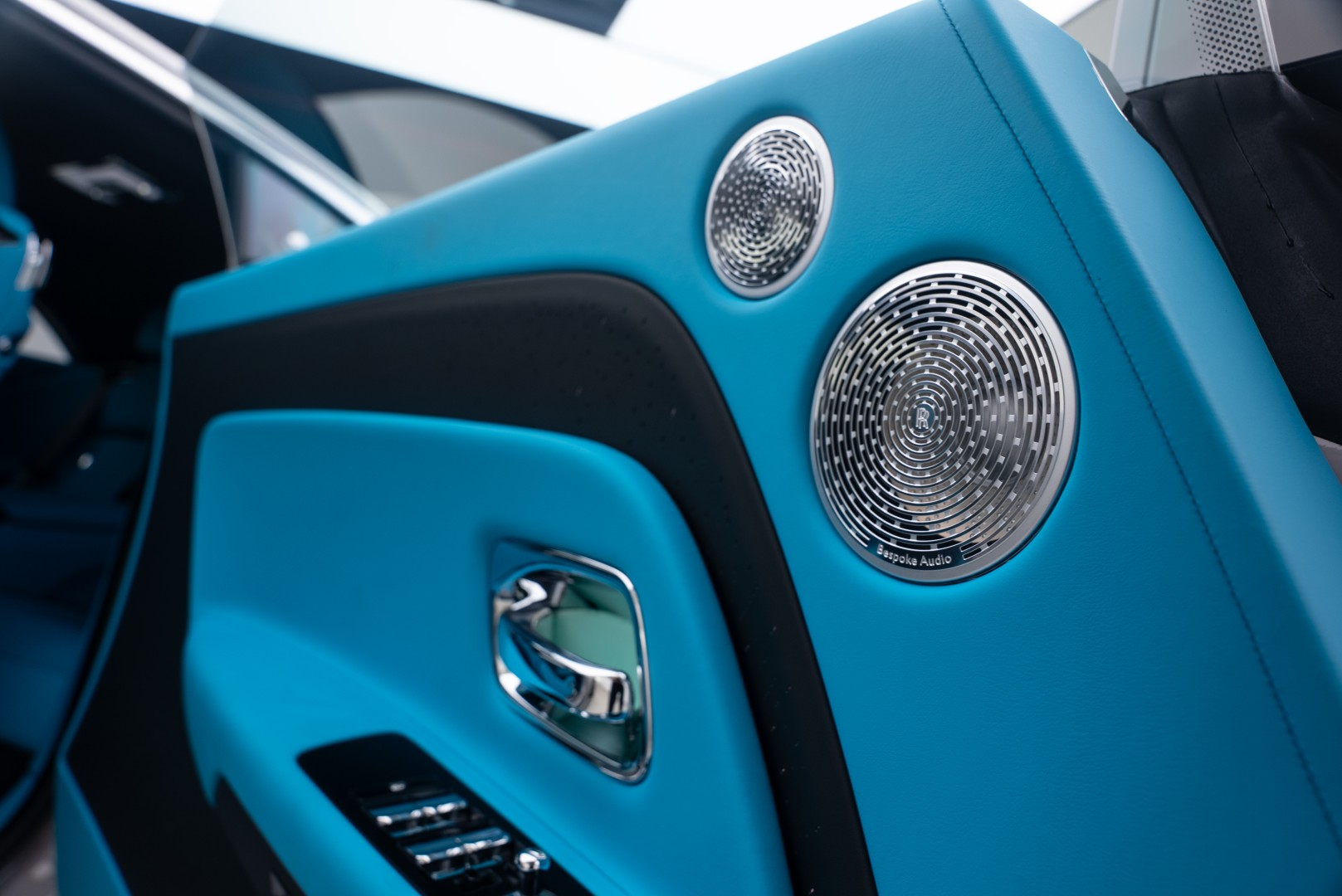 2025 ROLLS ROYCE SPECTRE  FULL OPTION